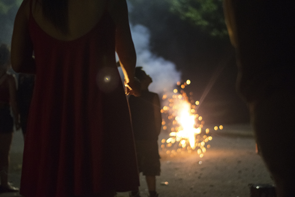 Crowd and ground sparkler