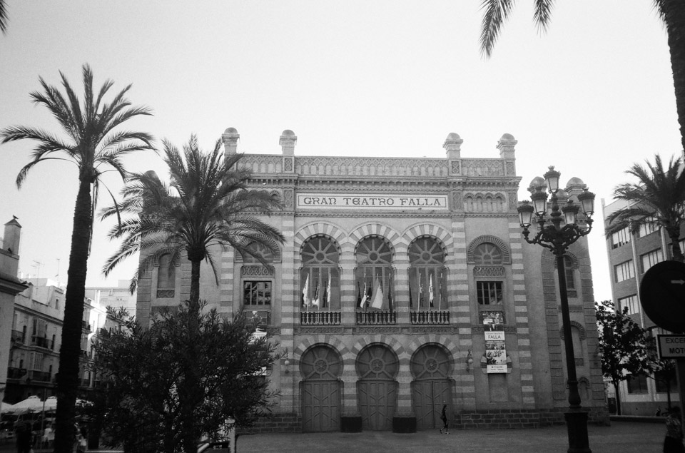 Olympus xa, Delta 400 - Gran Teatro Falla, Cádiz