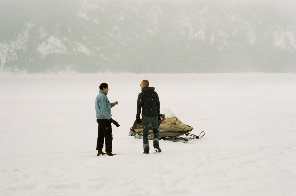 >Cle Elum Lake - Snowmobiles